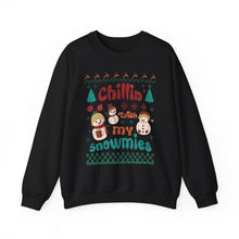 Load image into Gallery viewer, Chillin With My Snowmies - Unisex Heavy Blend™ Crewneck Sweatshirt
