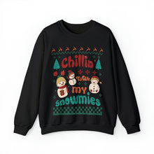 Load image into Gallery viewer, Chillin With My Snowmies - Unisex Heavy Blend™ Crewneck Sweatshirt
