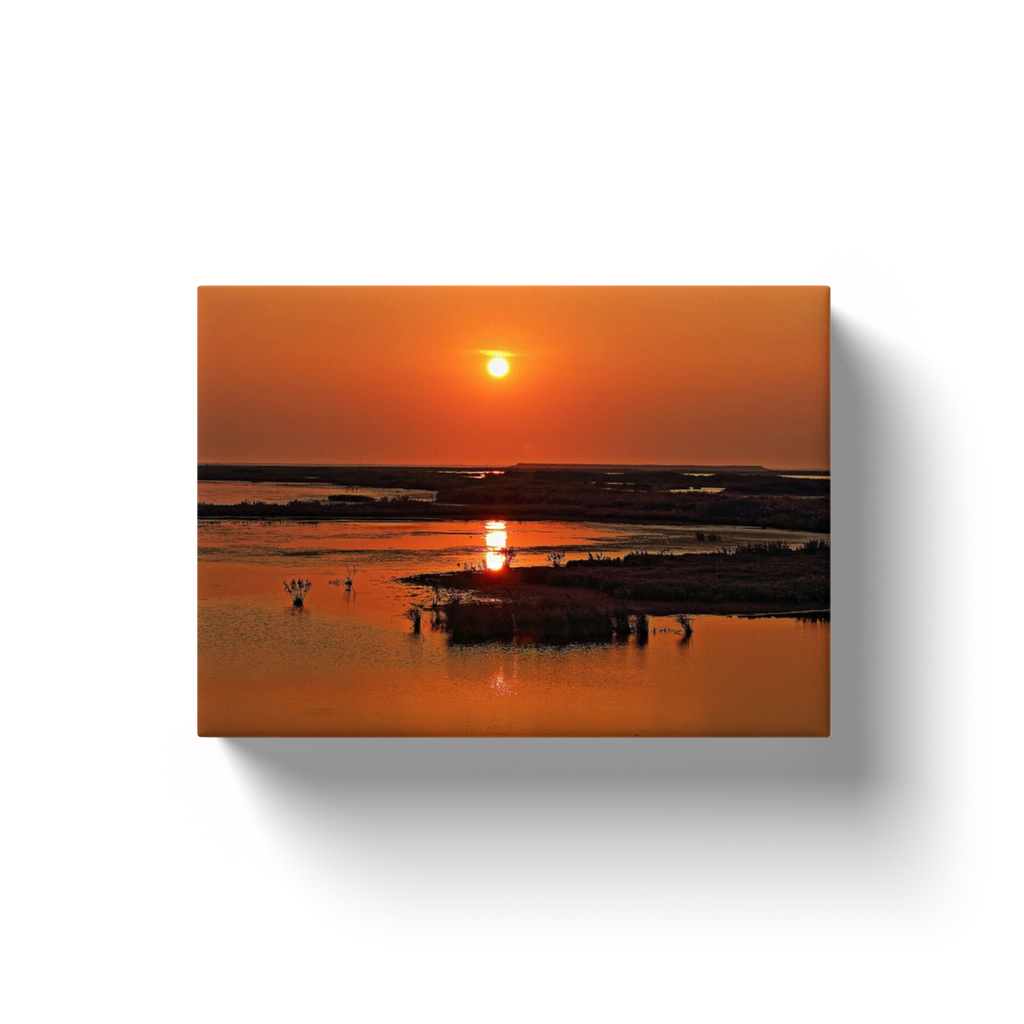 Sunsetting On The Bay - Canvas Wraps